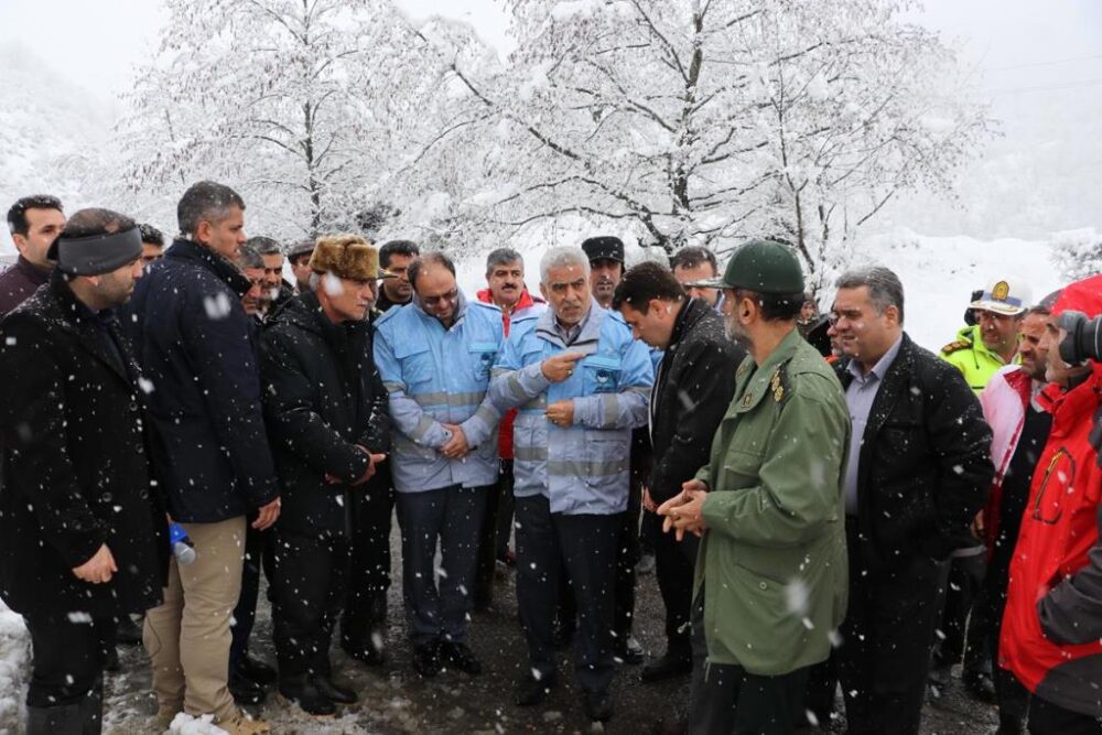 بازدید میدانی استاندار گیلان از مناطق کوهستانی پوشیده از برف رضوانشهر و تالش/عباسی: ماشین‌آلات بیشتری برای بازگشایی محور پونل – خلخال اعزام می شود