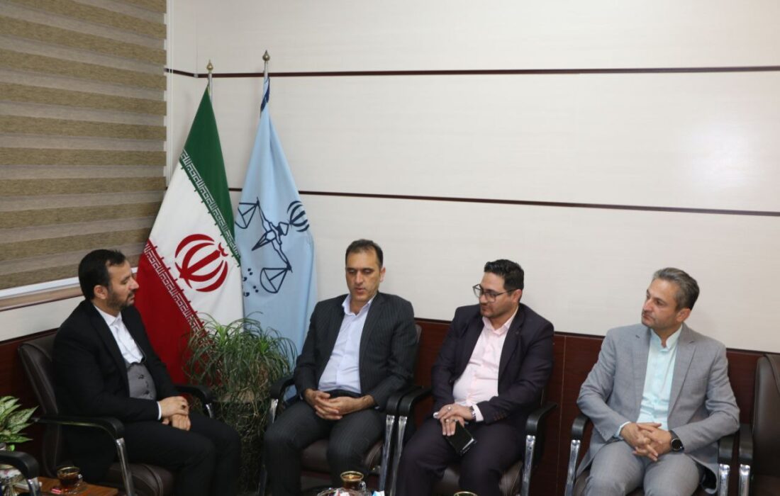حمایت قاطع دستگاه قضایی از تولید؛ دیدار مدیرعامل سیمان خزر با رئیس دادگستری رودبار