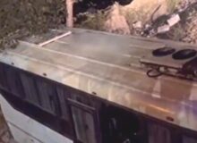 سقوط یک دستگاه مینی‌بوس به داخل رودخانه ماسوله