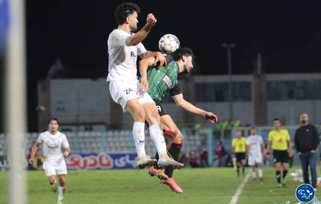 دیدار تیمهای فوتبال ملوان _ خیبرخرم آباد