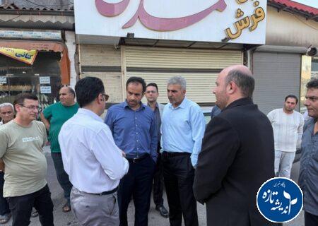 شهردار رشت و رئیس کمیسیون عمران شورا از روند آسفالت‌ریزی خیابان فرهمند بازدید کردند