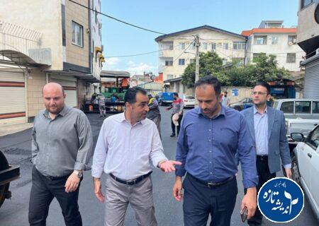 بازدید شهردار رشت از عملیات آسفالت خیابان شهدا/ تأکید بر کیفیت‌محوری در پروژه‌های عمرانی