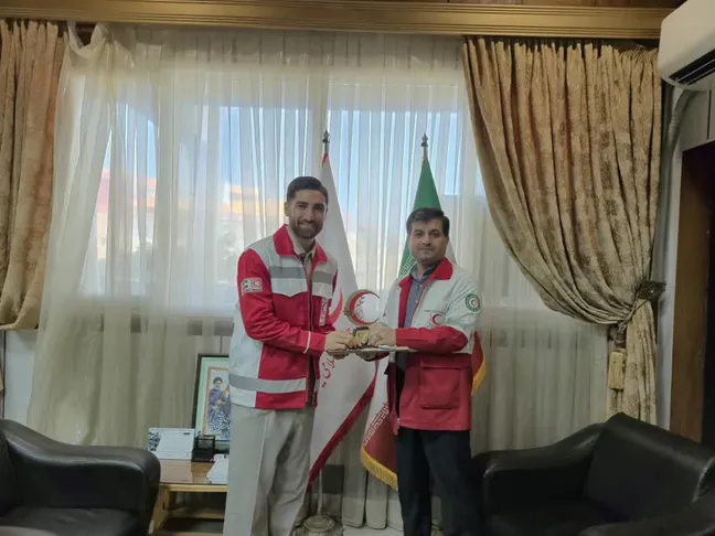 پیوستن علیرضا جهانبخش به جمع امدادگران داوطلب