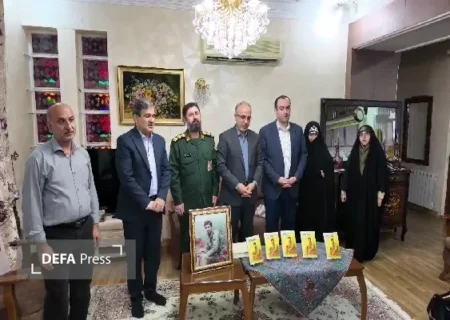 کتاب “حکایت سلمان” روایتی از زندگی شهید بهزاد رضایی رونمایی شد