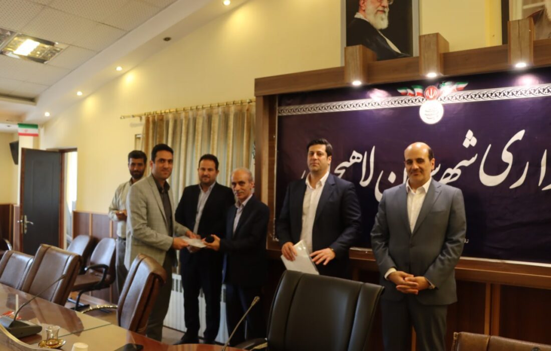 میلاد رستم‌نژاد به‌عنوان روابط عمومی برتر شهرستان لاهیجان انتخاب شد