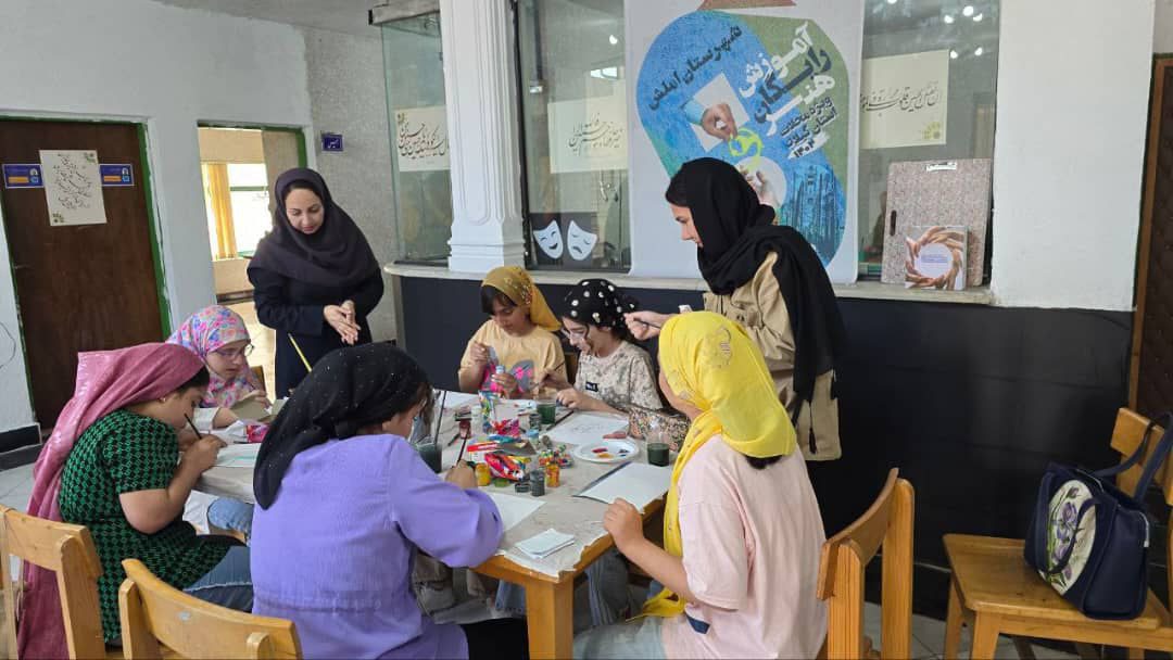 آموزش رایگان هنر در محلات کم برخوردار گیلان