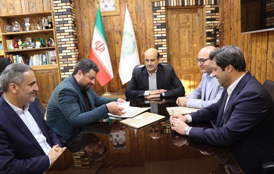 جلسه شورای سیاست گذاری چهاردهمین جشنواره تئاتر خیابانی شهروند لاهیجان