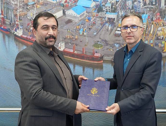 امضای تفاهمنامه علمی، پژوهشی و فرهنگی اداره کل بنادر و دریانوردی گیلان با دانشگاه آزاد انزلی