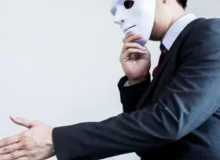 چه دلیلی وجود دارد که دروغ می‌گوییم؟