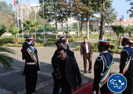 ورود هیئت‌های داخلی و خارجی به مراسم اختتامیه نخستین اجلاس استانداران استان‌های کشورهای حوزه دریای خزر