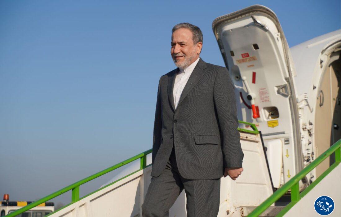 هواپیمای عباس عراقچی در فرودگاه گیلان نشست