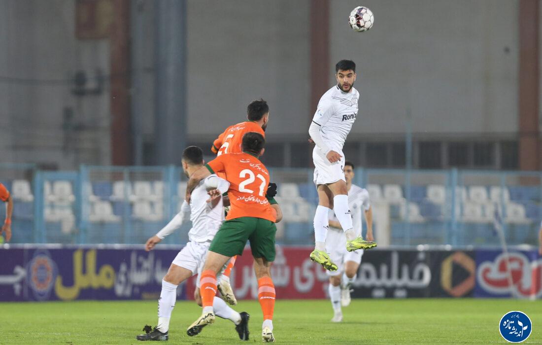 دیدار تیم های فوتبال ملوان بندرانزلی _ مس رفسنجان