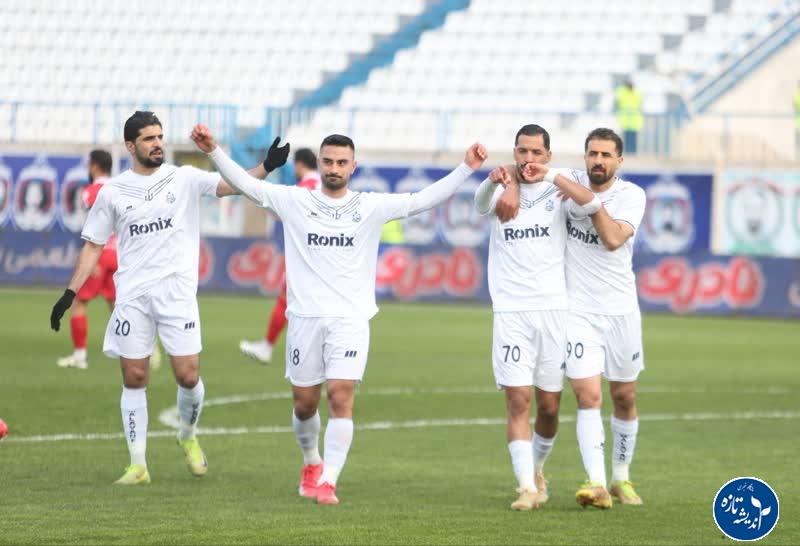 دیدار تیم های فوتبال پرسپولیس _ ملوان