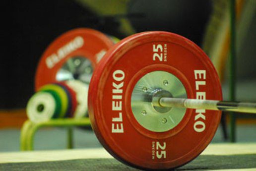 کسب مقام سوم تیم فولاد درخشان در مسابقات وزنه برداری بانوان کشور