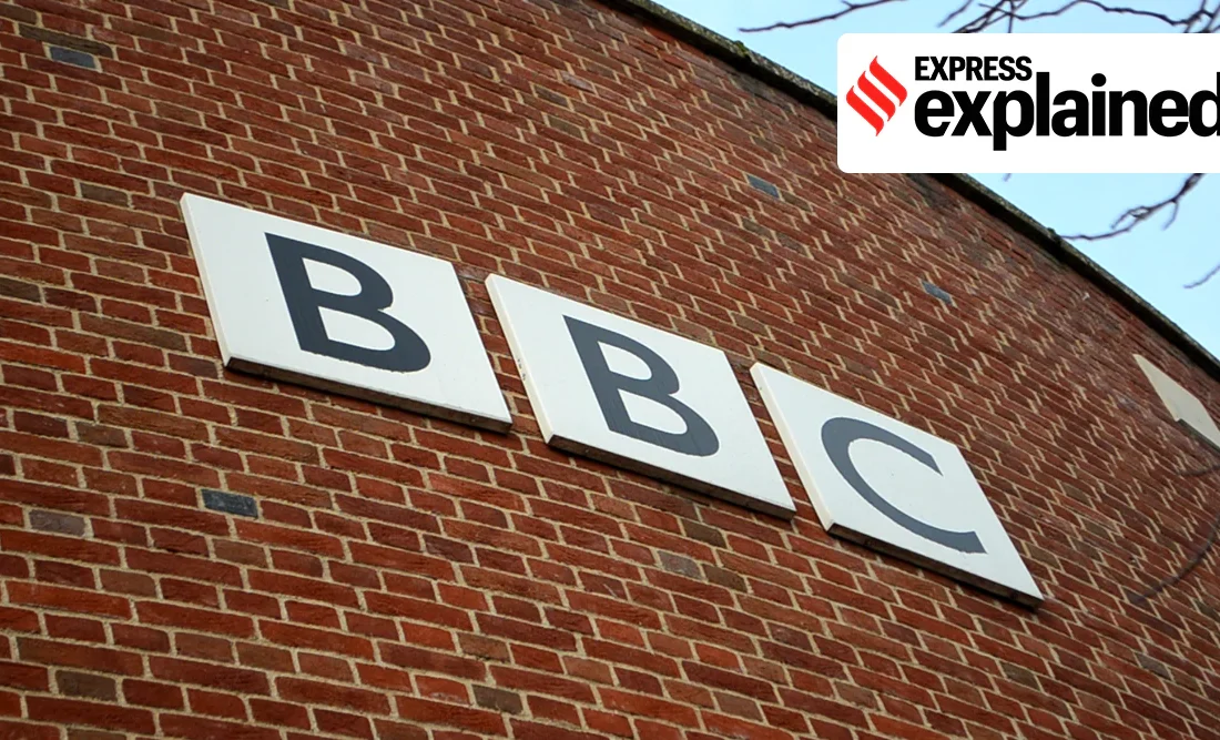 خنده پر معنای خبرنگار BBC
